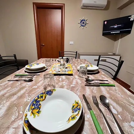 Minturnae Relais 招待所 明图尔诺
