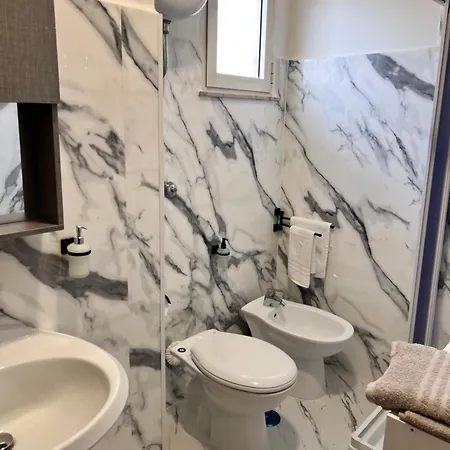 Pensión Minturnae Relais 3*